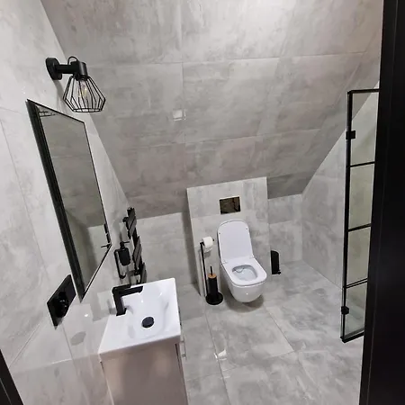 ゲストハウス Male Ciche 36j Przy Ostrewkach, Widok Na Gory, Blisko Do Wyciagu Narciarskiego, Idealne Miejsce Na Wypad W Gory -tarasowka-zgorzelisko-rusinowa Polana-gesia Szyja-palenica-wiktorowki-morskie Oko 3*