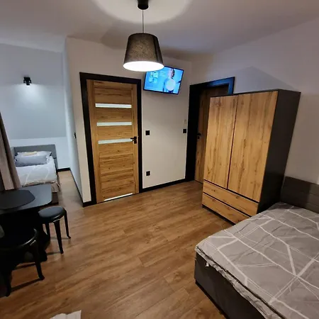 Male Ciche 36j Przy Ostrewkach, Widok Na Gory, Blisko Do Wyciagu Narciarskiego, Idealne Miejsce Na Wypad W Gory -tarasowka-zgorzelisko-rusinowa Polana-gesia Szyja-palenica-wiktorowki-morskie Oko 3*